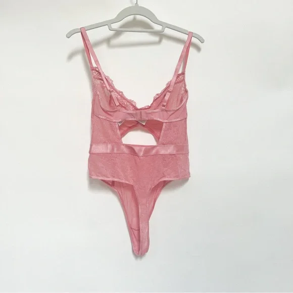 ASOS Pink Lace Bodysuit - Picture 5 of 13